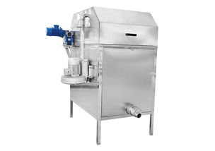 工业美学与生活智慧的融合 从工厂机械到金属修图，再到台式净饮机